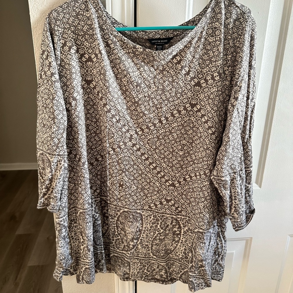 Lucky Brand Gray Patterned Women's Top Size 2X